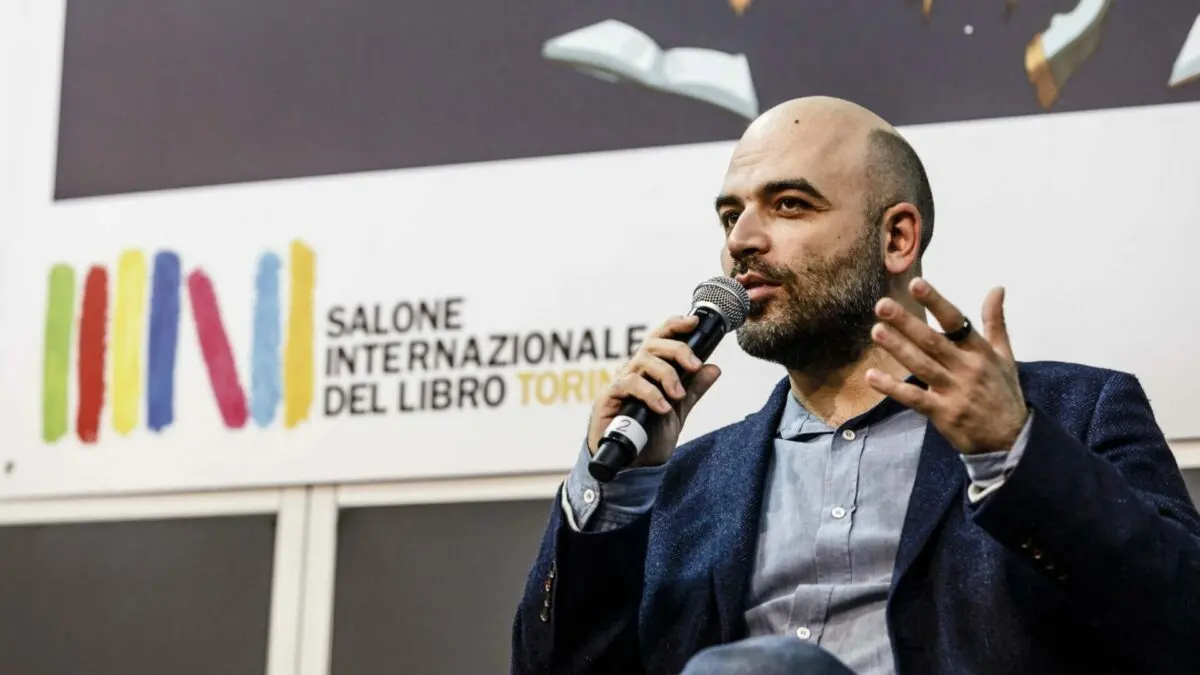 Multiple variations of a wound | Saviano & Hanuka's graphic novel “Sono ancora vivo”