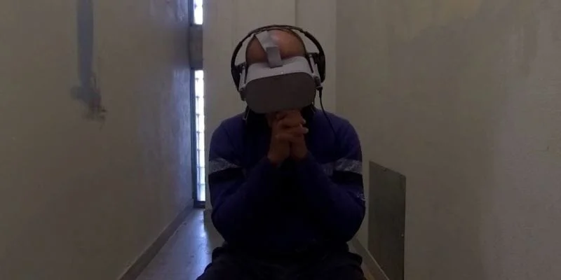 Milad Tangshir e VR Free | La realtà virtuale dentro e fuori dal carcere