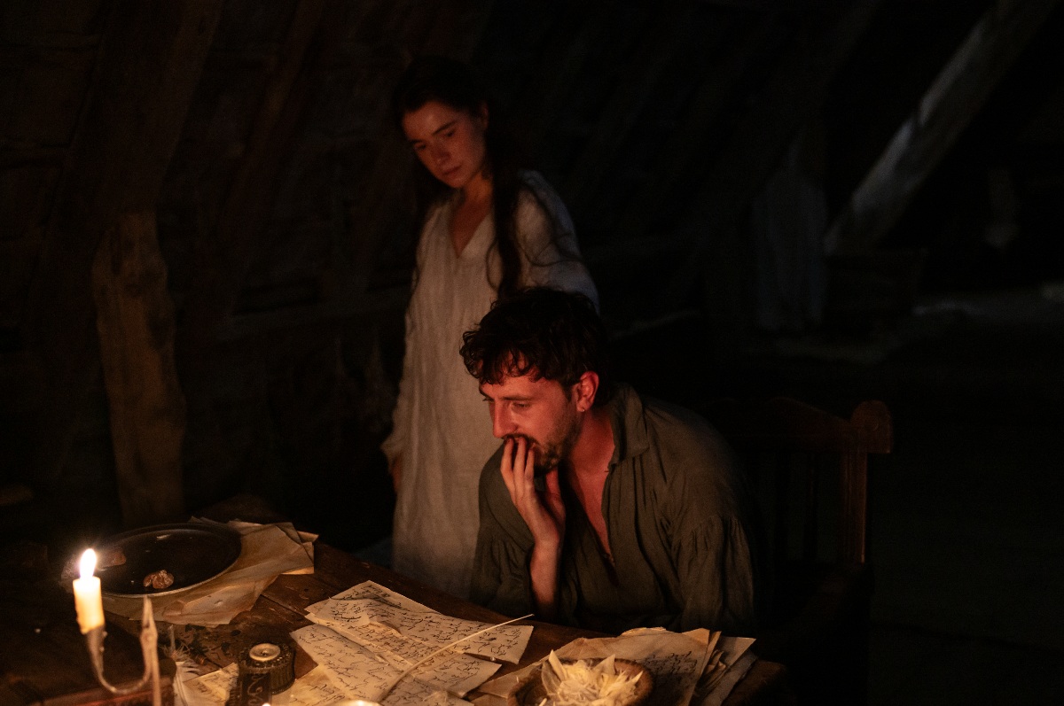 Recenze Hamnet: Jak Chloé Zhao proměňuje Shakespearovu tragédii v meditaci o smutku